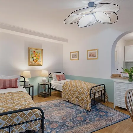 Apartmán Mikolajska 2 *